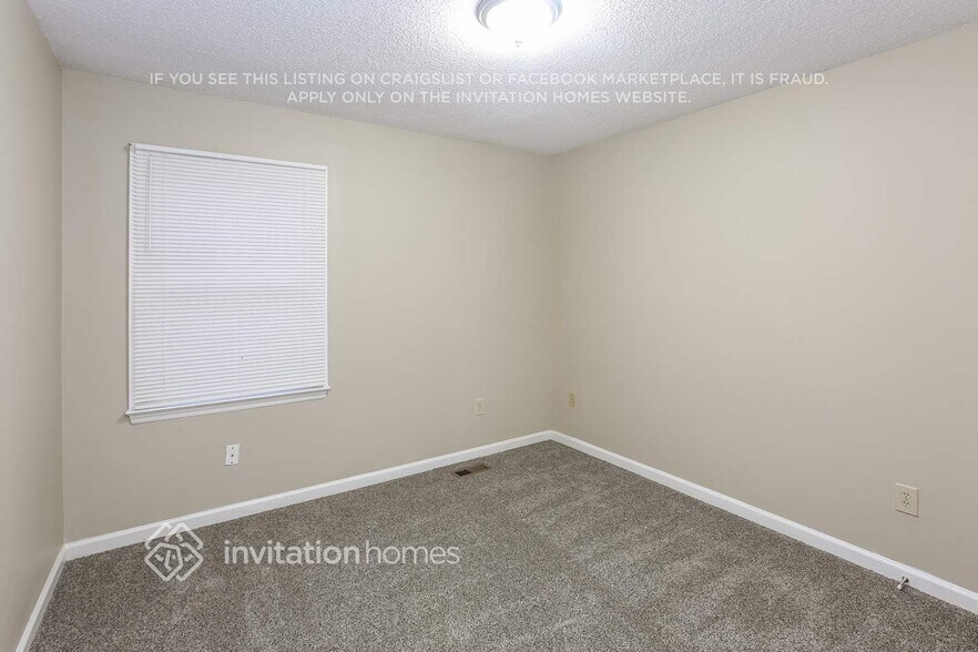 Building Photo - 88 Paddington Dr SW