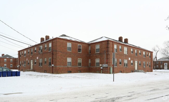 Building Photo - 3426-3450 E Broad St