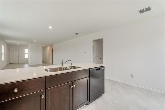 Building Photo - 7625 Bluebell Ln