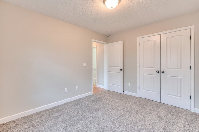 Building Photo - 1485 Round Rock Dr