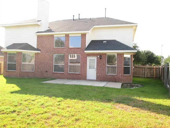 Building Photo - 26635 Summerbend Hollow Ln