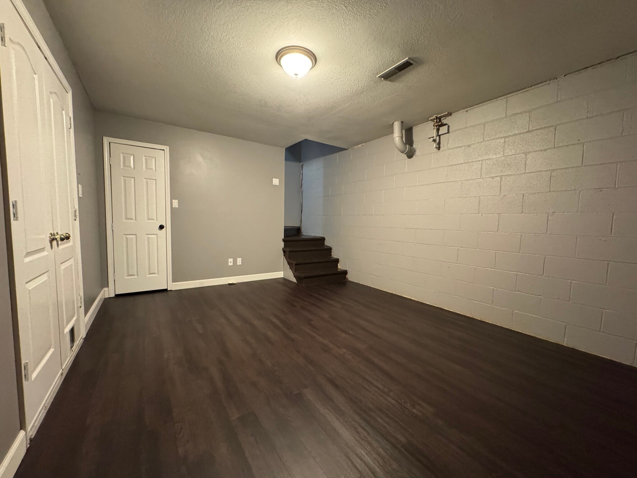 Third Bedroom/Office/Workout - 304 Queen Victoria Way