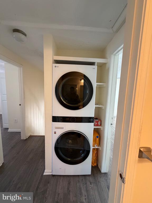 Building Photo - 4715 Still Pl