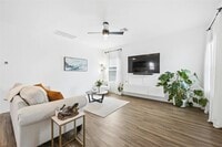 Building Photo - 221 Barbary Coast Ln