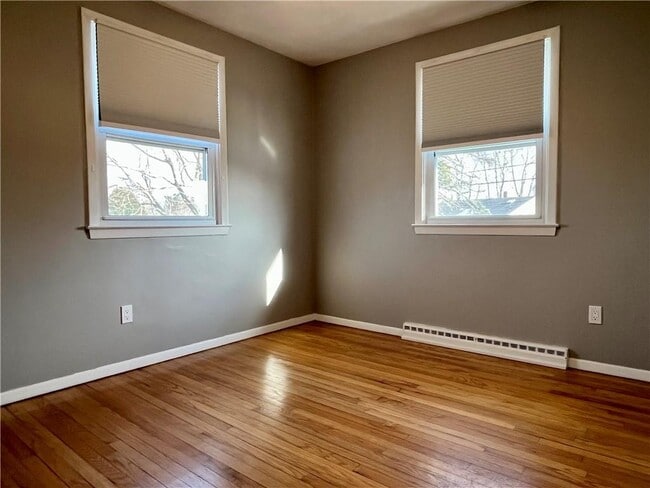 Building Photo - 35 Namquid Dr