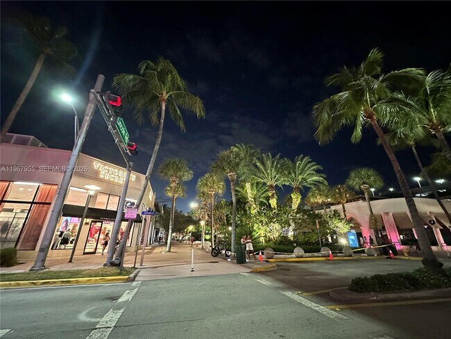 Building Photo - 1619 Jefferson Ave