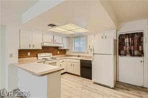 Building Photo - 5957 W Vegas Dr