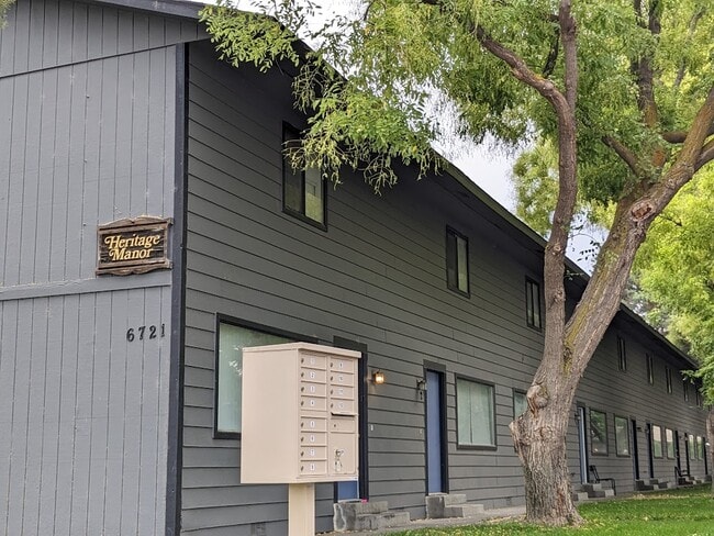 Building Photo - Heritage Manor Apartments