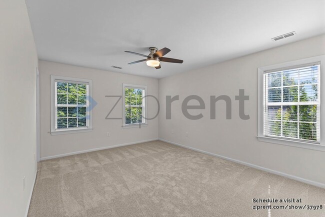 Building Photo - 8730 Fieldgate Dr