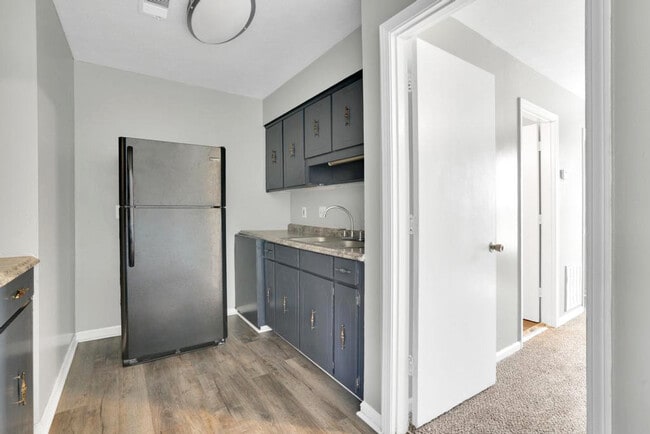 Kitchen 1x1 - Fountain City Apartments