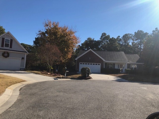 Building Photo - 905 Lowry Ct