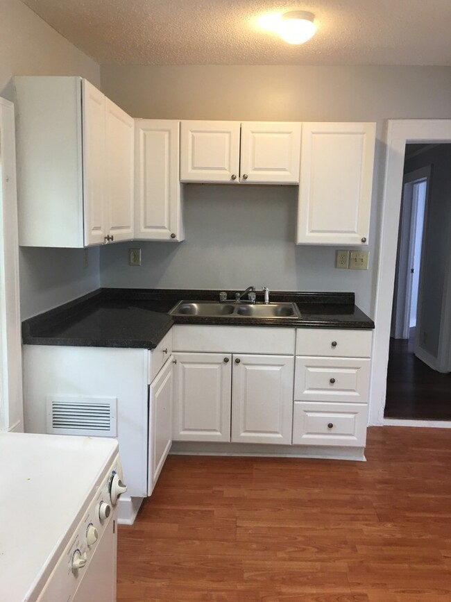 Building Photo - Your Own Home and Yard Centrally Located 3...