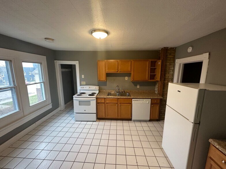 Primary Photo - 2923 N 1st St