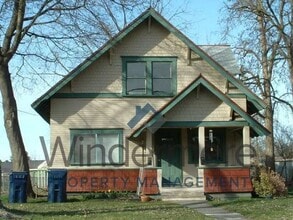 Building Photo - whitmandup