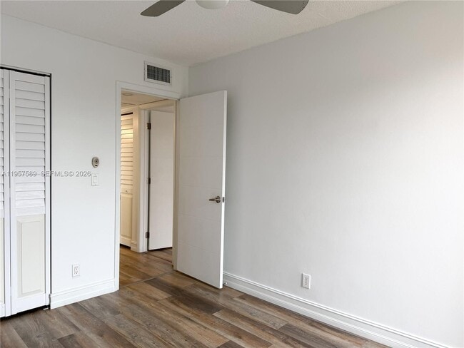 Building Photo - 9151 Orchid Tree Ln