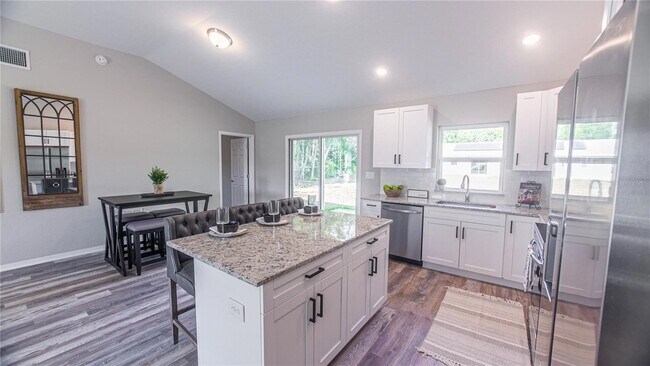 Building Photo - 44 Water Track Dr