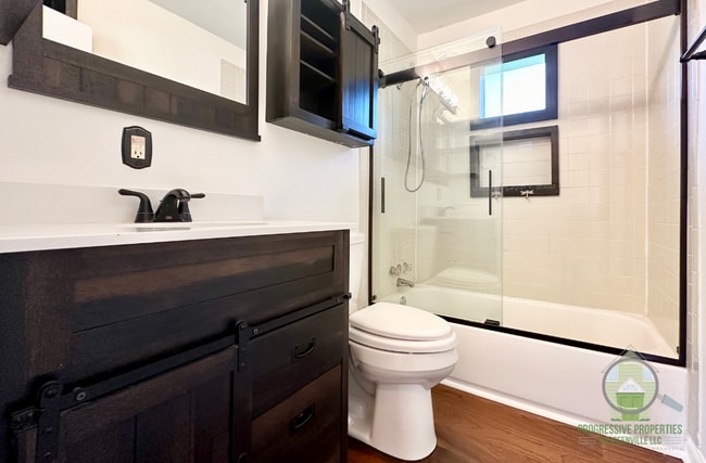 Building Photo - 107 Sycamore Dr