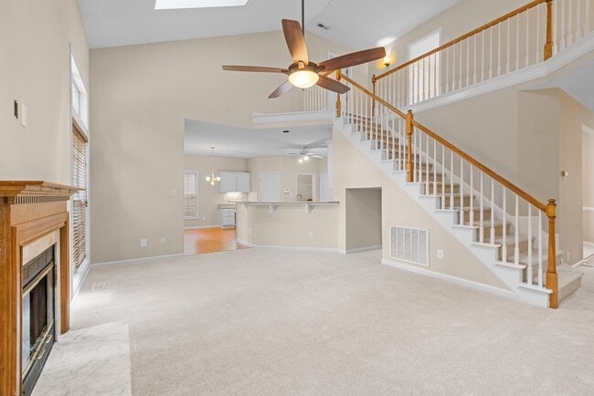 Building Photo - 108 Castlebury Creek Ct