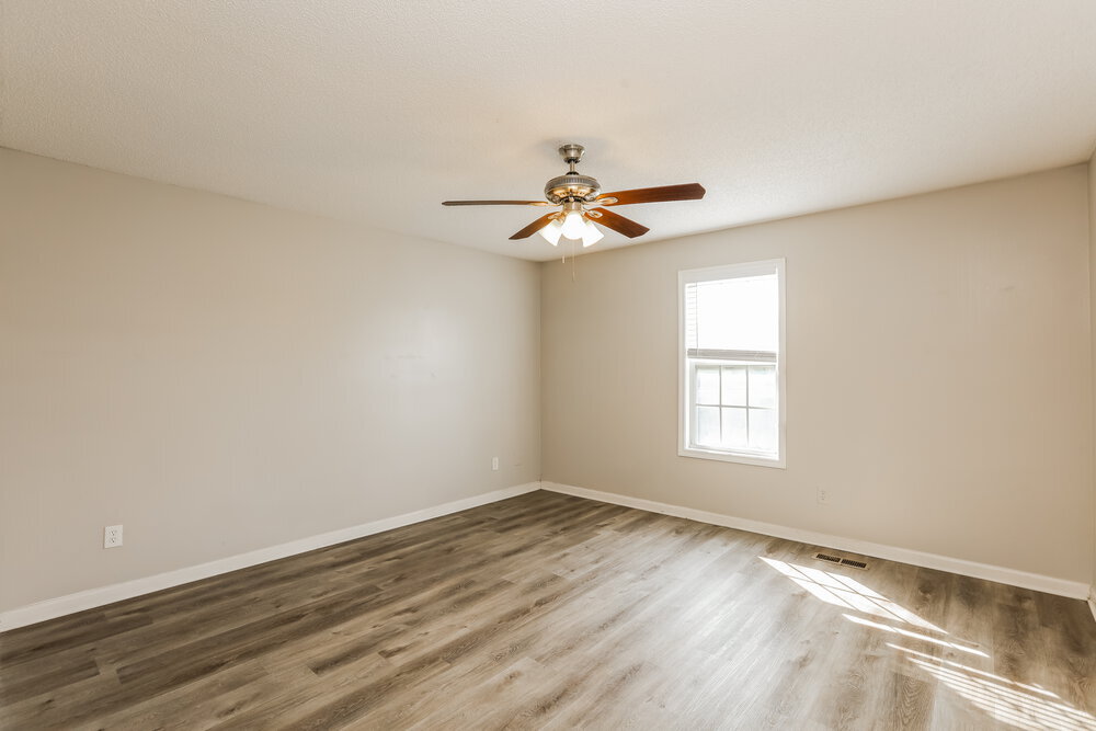 Building Photo - 600 Sheffield Ct