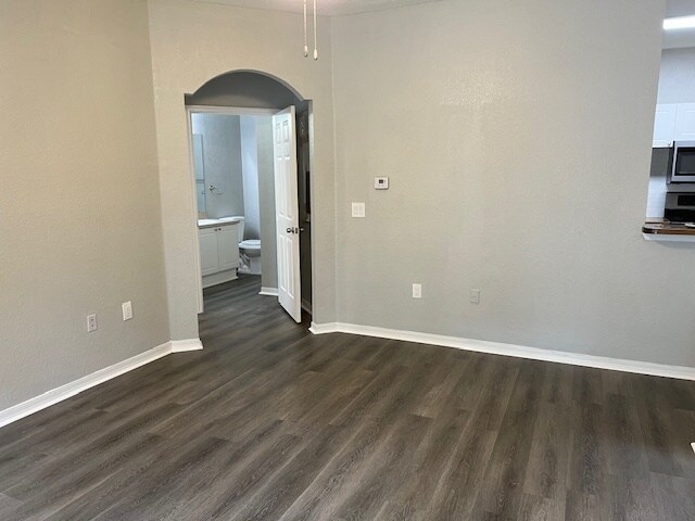 Building Photo - 837 Grand Regency Pointe