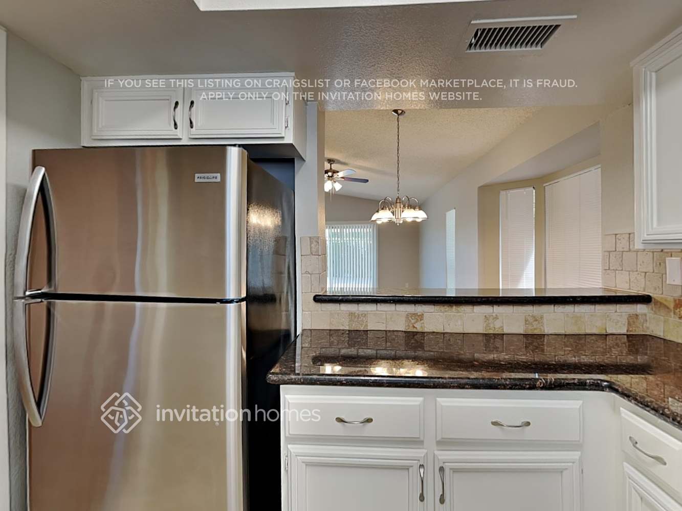 Building Photo - 409 W Beverly Ln