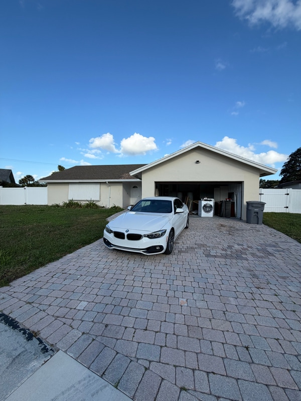 Building Photo - 19336 Carolina Cir