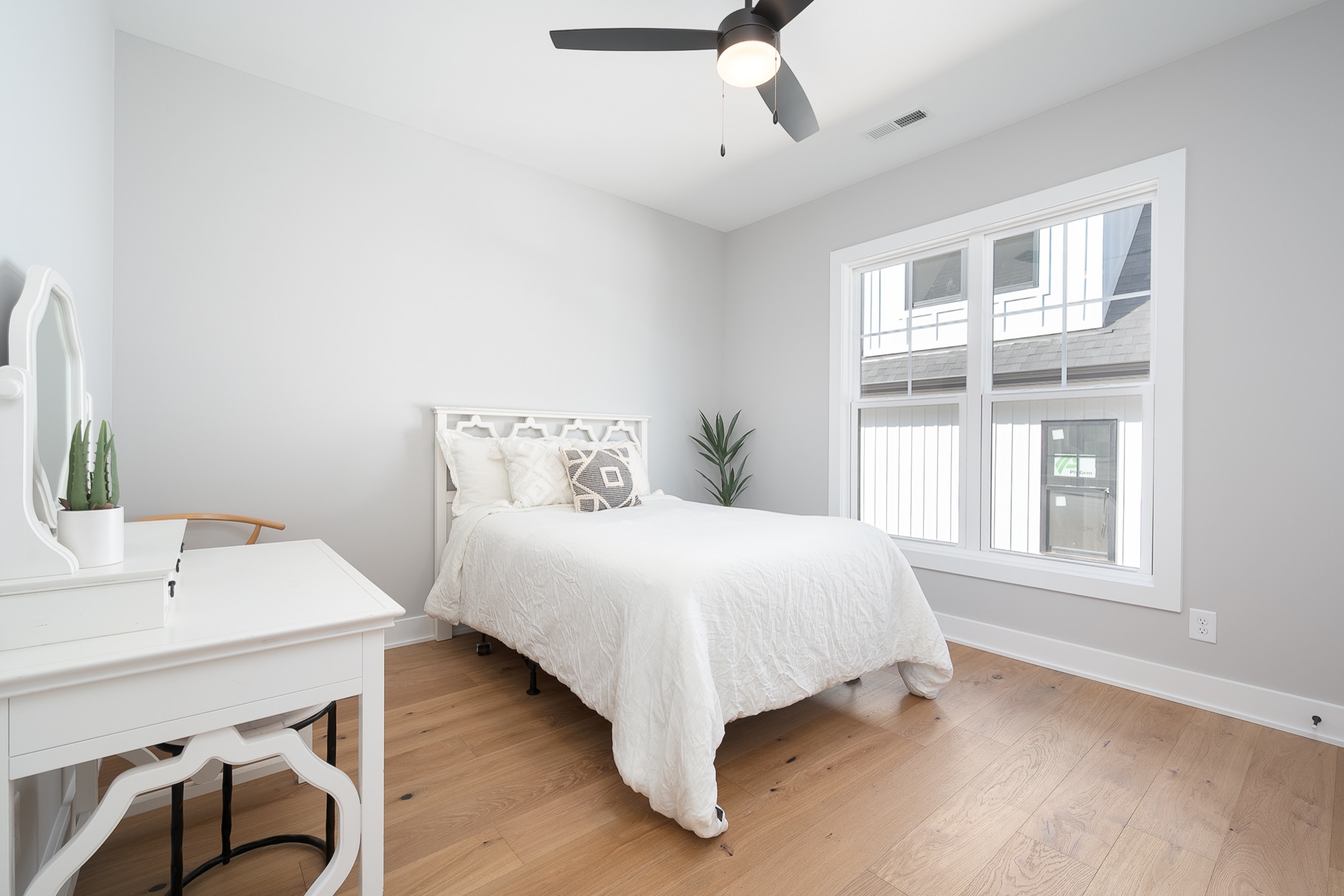 Building Photo - 217 Bentley Grove Way