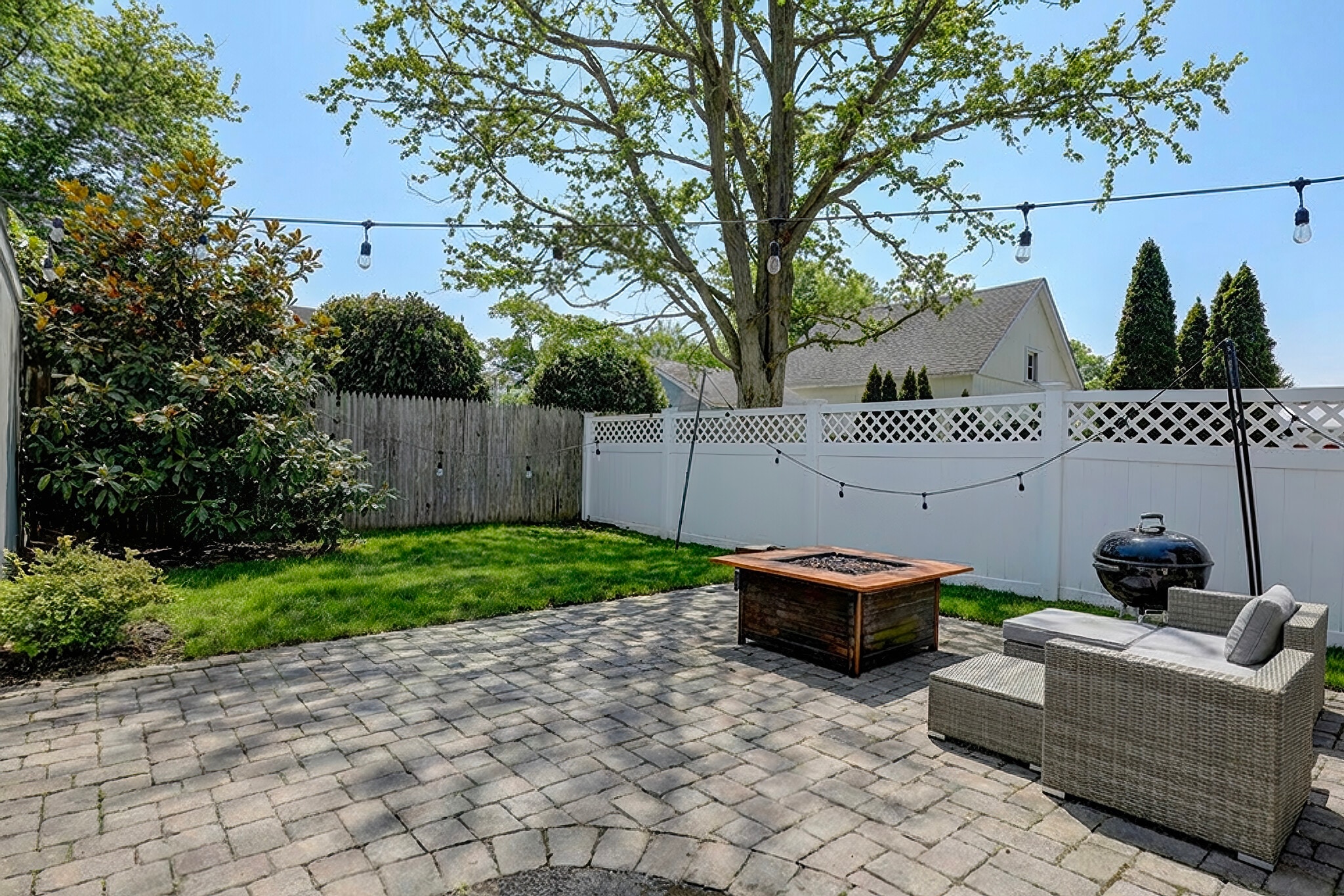 Building Photo - 37 Waverly Pl