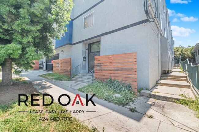 Building Photo - 3540 Fletcher Dr