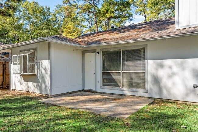 Building Photo - 3738 Clear Falls Dr