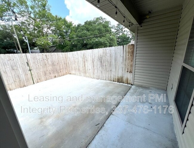 Building Photo - 34832 LA-1019
