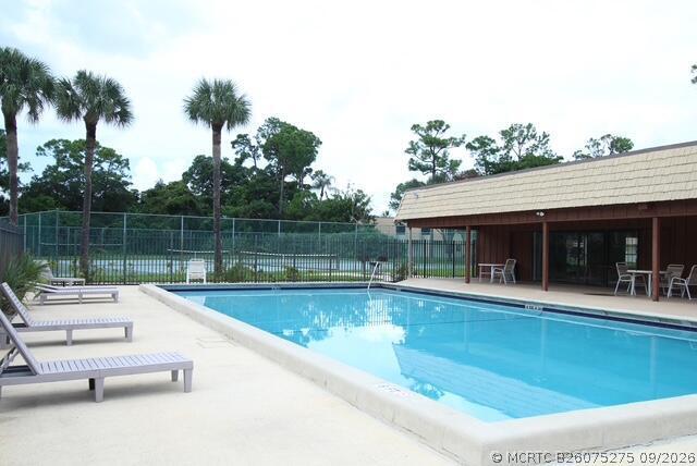 Building Photo - 4183 Oak Terrace Dr