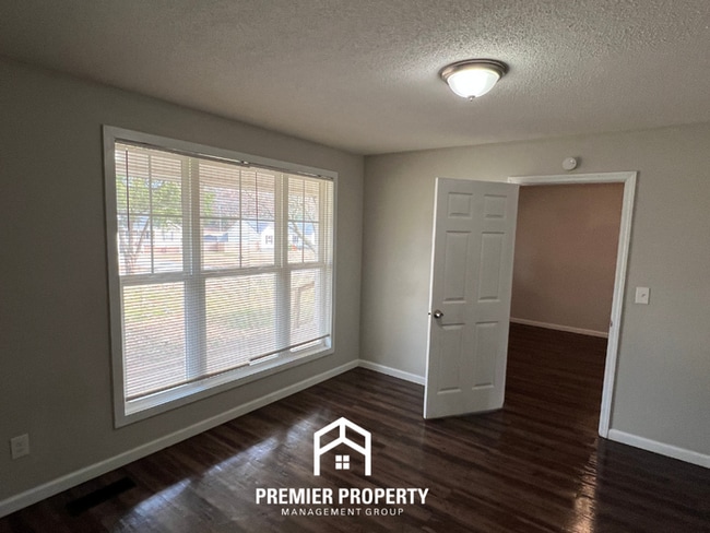 Building Photo - 239 Wilbanks Rd