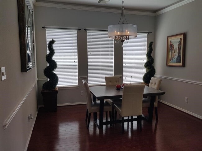 Building Photo - 13401 Indigo Sands Dr