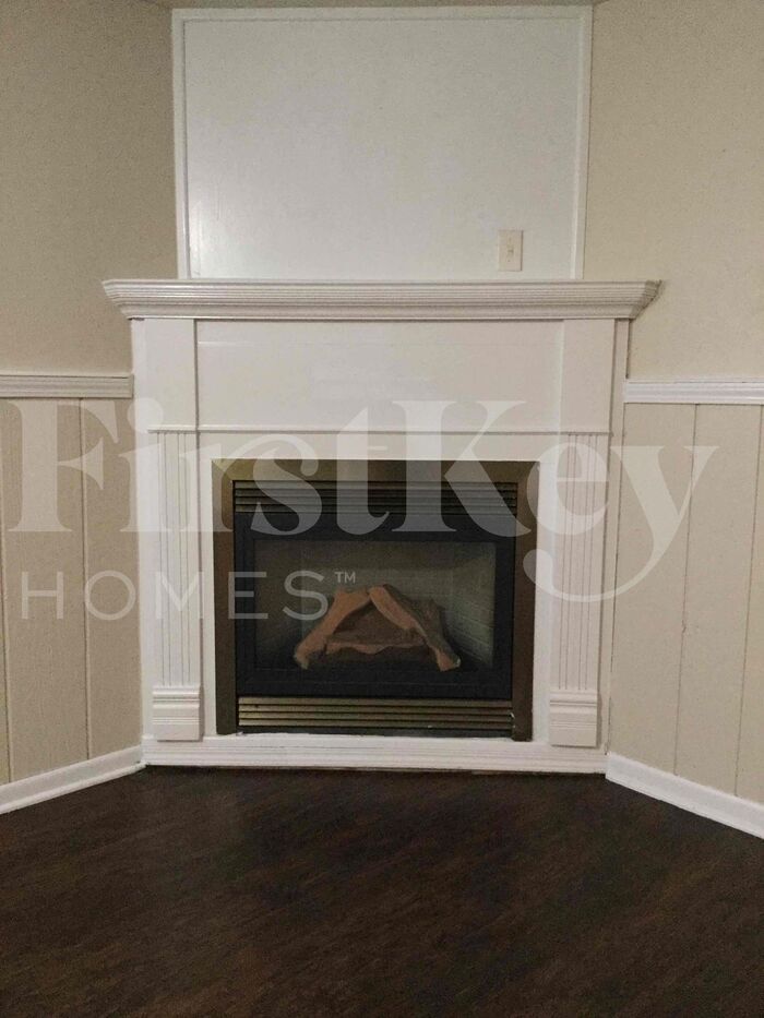 Building Photo - 8634 Lighthorse Dr