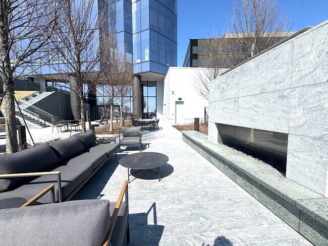 Building Photo - 682 Atlantic Ave