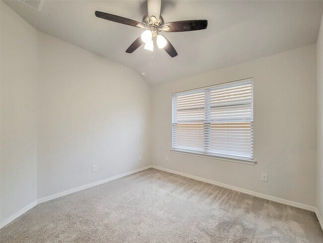 Building Photo - 8926 Emerald Cane Dr