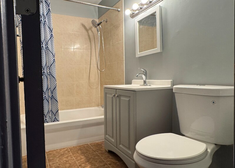 Building Photo - 9970 S 84th Terrace