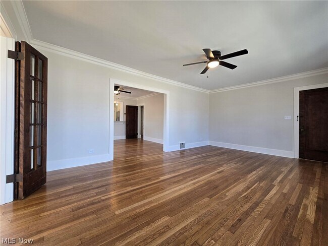 Building Photo - 13839 Clifton Blvd