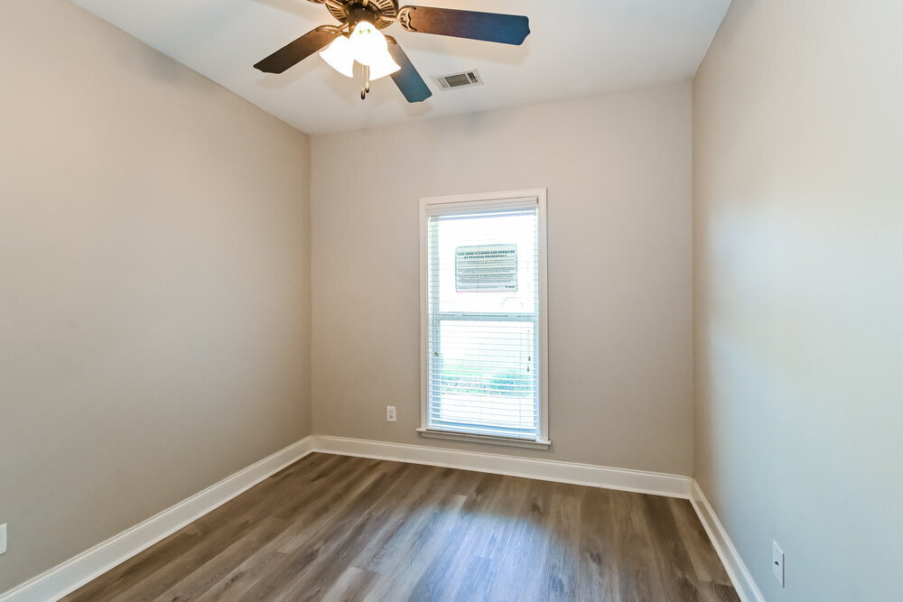 Building Photo - 3024 Magnolia Dr
