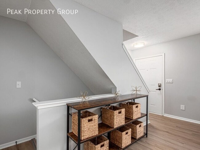 Building Photo - 134 Blakeford Dr