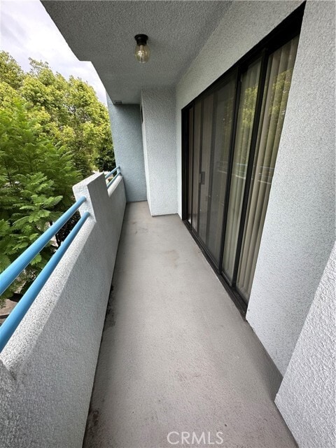 Building Photo - 420 W Milford St