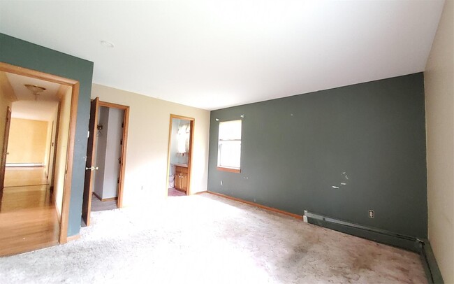 Building Photo - 9 Willard Pl