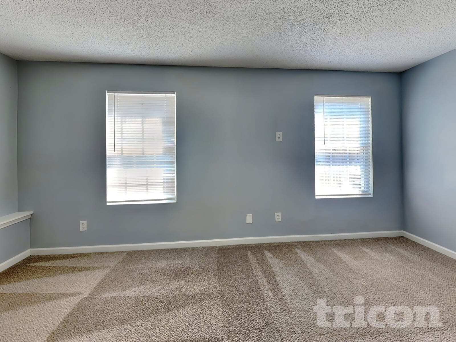 Building Photo - 245 Longview Dr