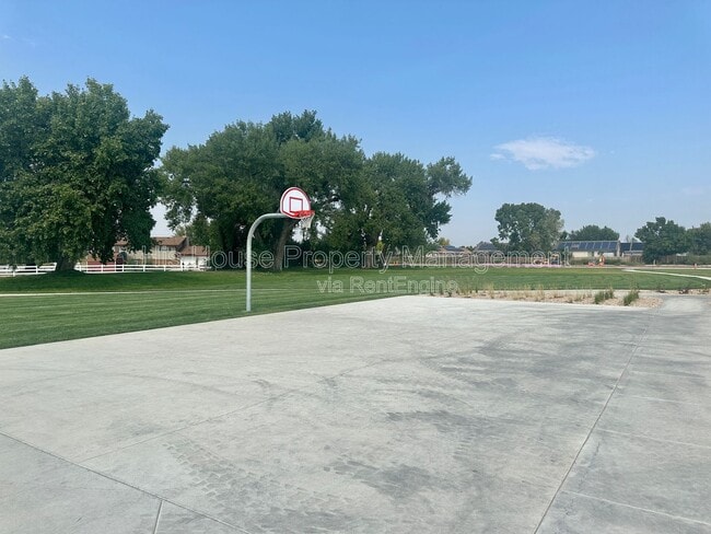 Building Photo - 3957 Pinnacles Ct