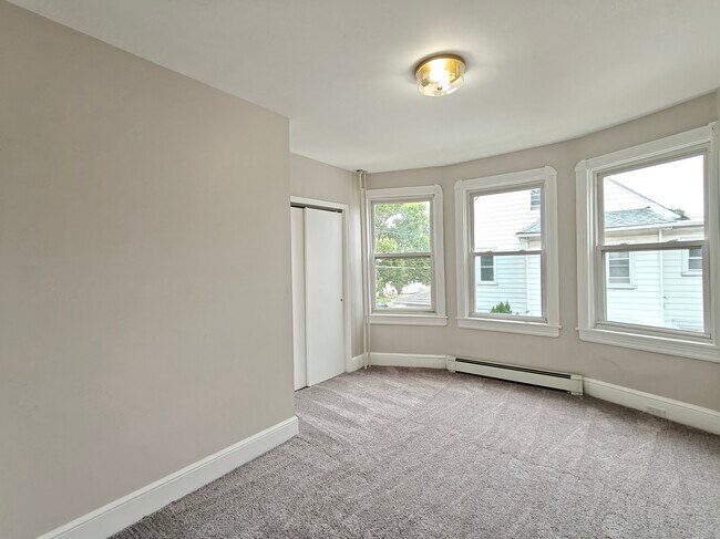 Building Photo - 2146 44th St