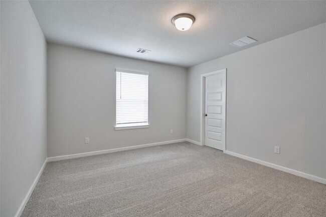 Building Photo - 28011 Clapton Path
