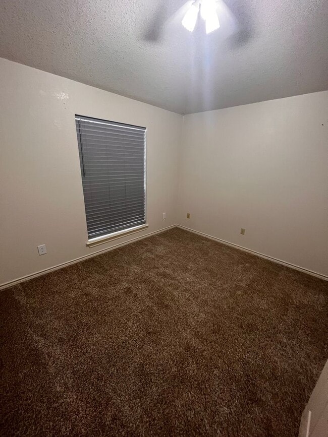 Building Photo - NEW IN MANAGEMENT - AVAILABLE NOW