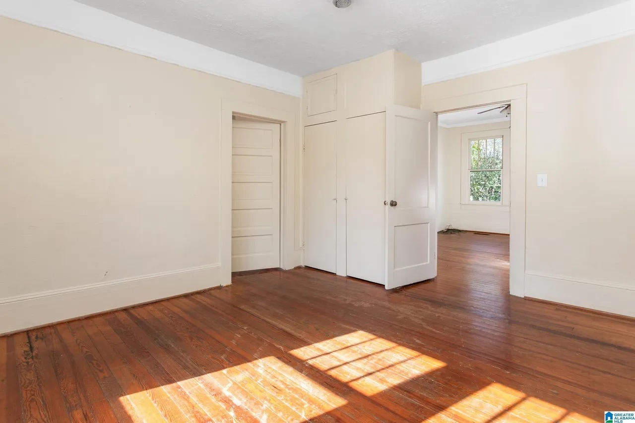 Building Photo - 164 Virginia Ave N