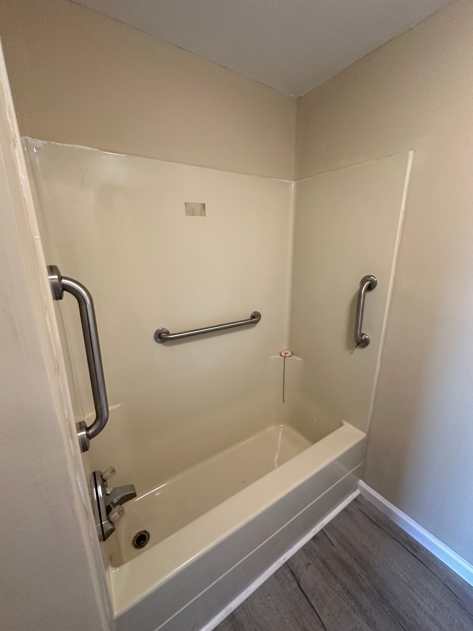 Building Photo - 74 Matthews Rd